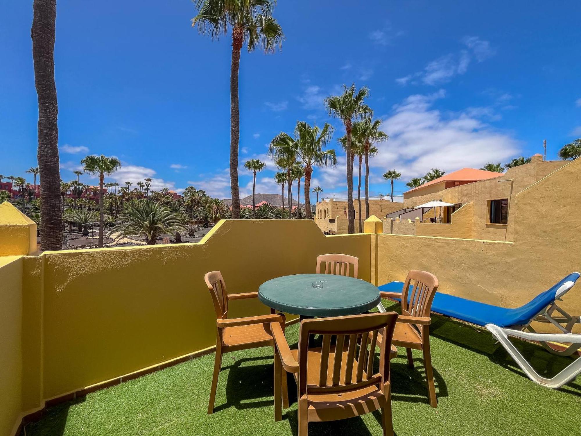Oasis Royal 13 apartamento vista piscina Corralejo by Lightbooking Exterior foto